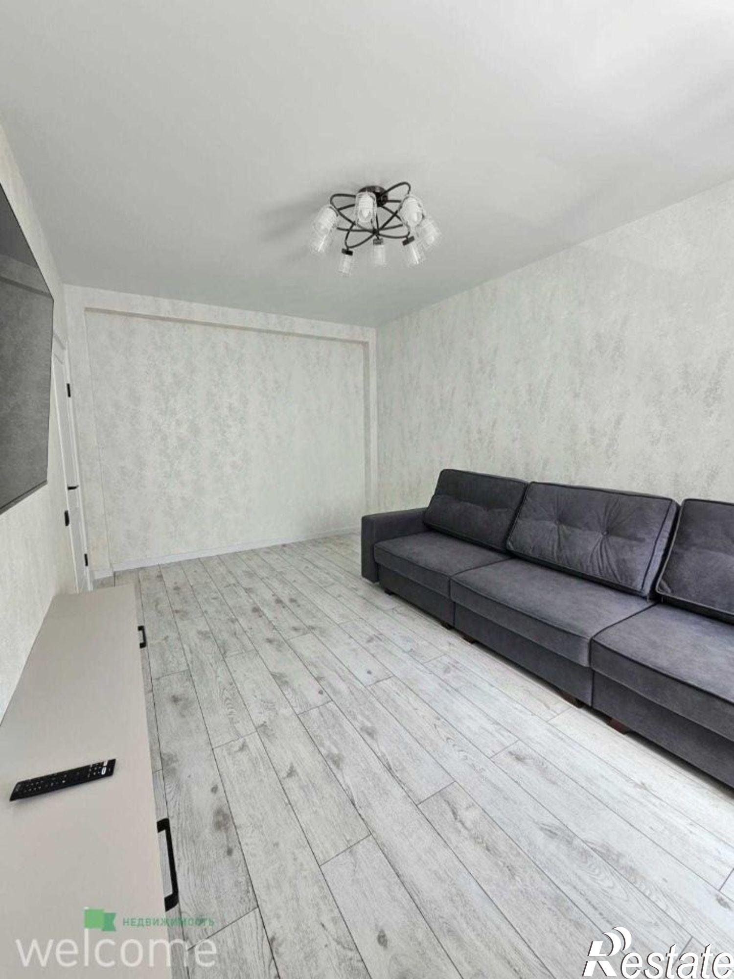 Купить квартиру за 7 199 000 рублей на ул 45 Параллель, 87