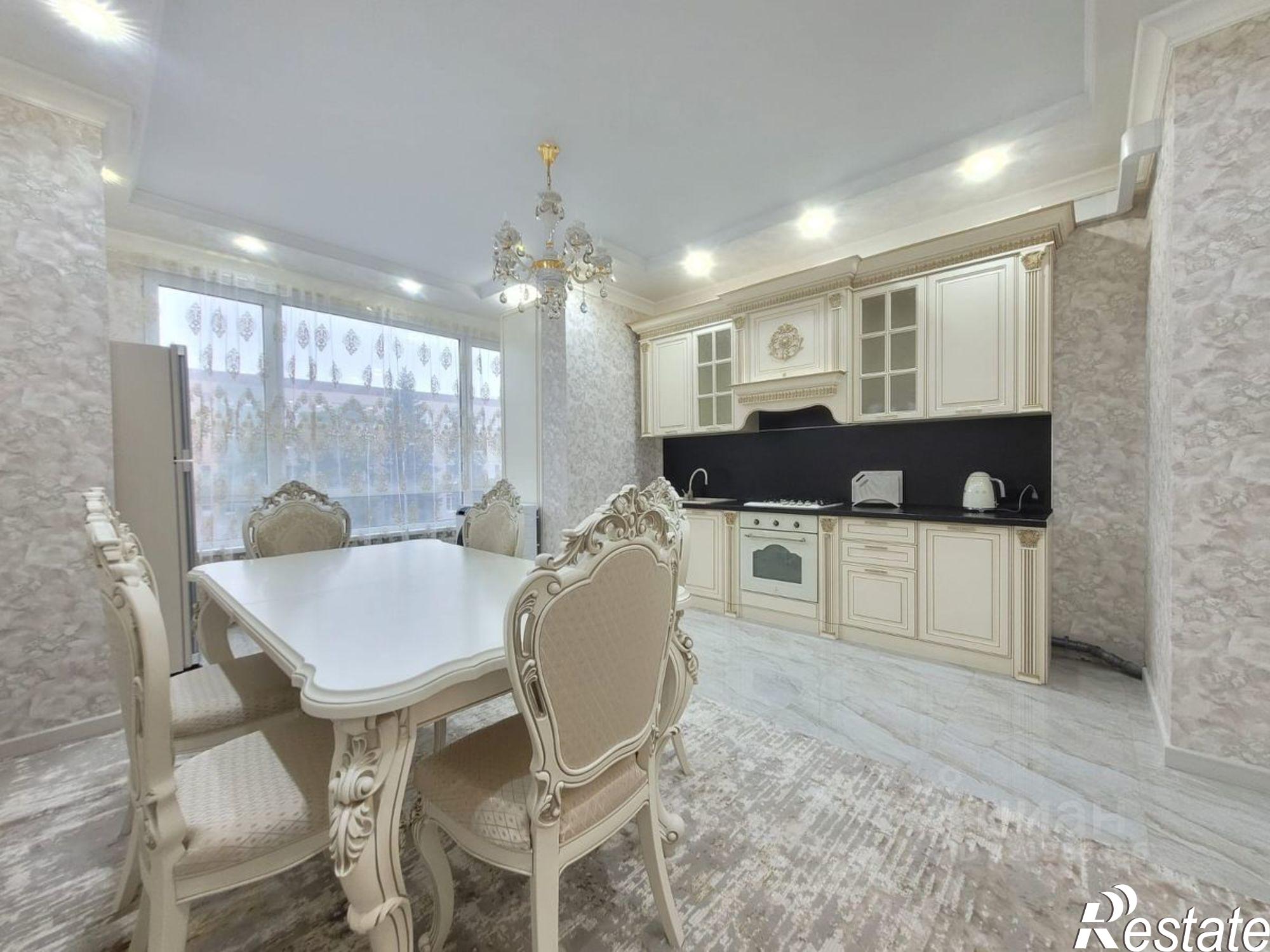 Купить квартиру за 13 500 000 рублей на улица Розы Люксембург, 24