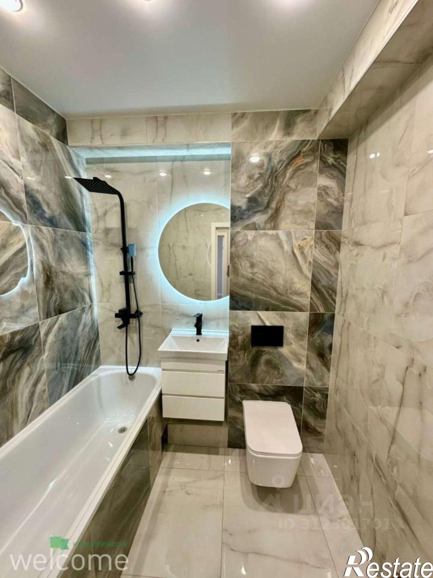 Купить квартиру за 4 680 000 рублей на улица Рогожникова, 21/1