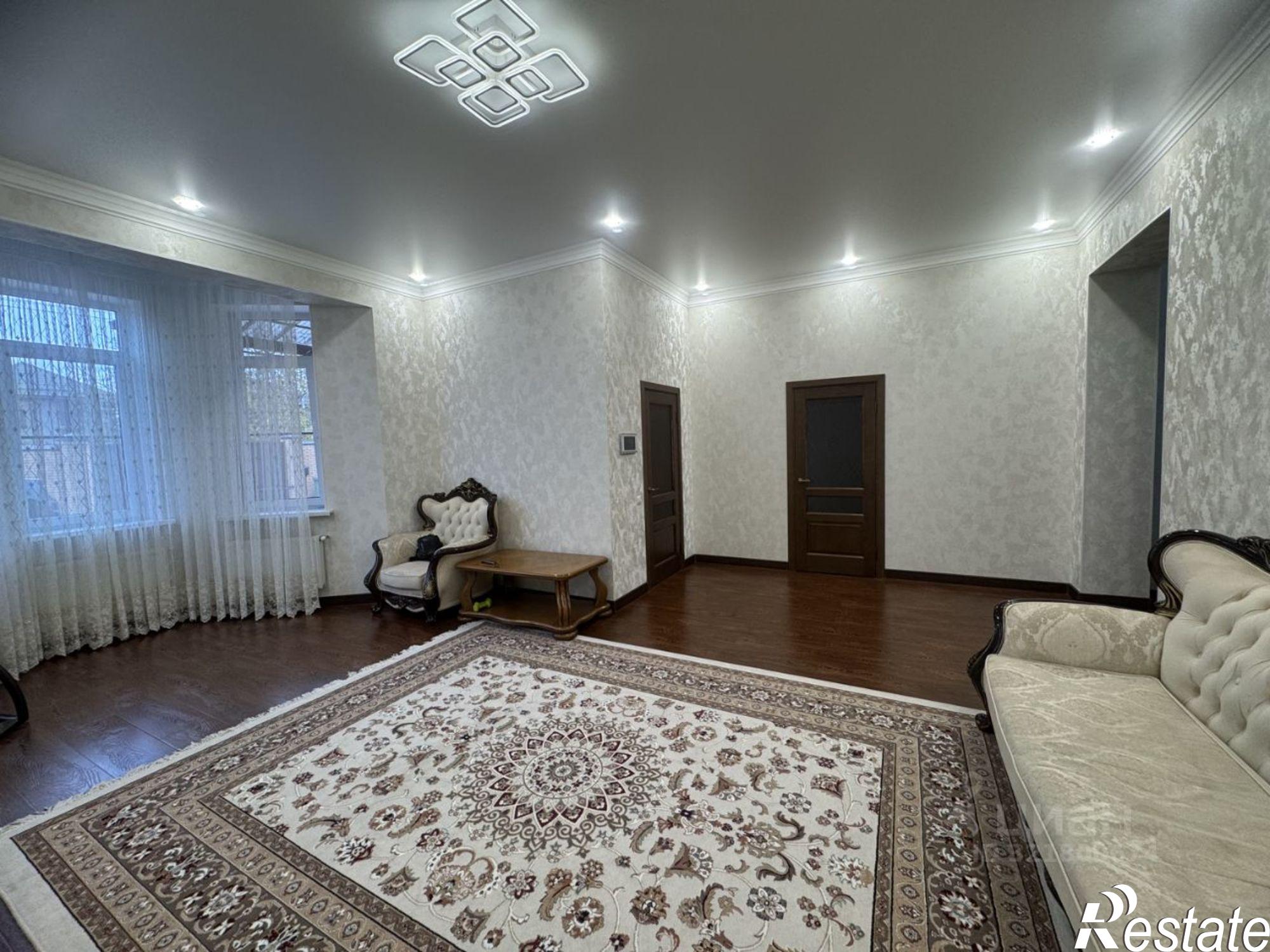 Купить дачу, дом, коттедж за 28 500 000 рублей на Севастопольский переулок, 51