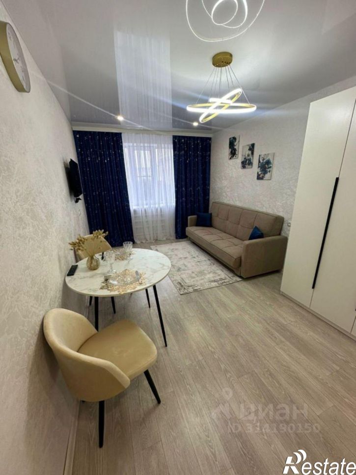 Комната пр-кт Юности, 3/2,  д. 3/2