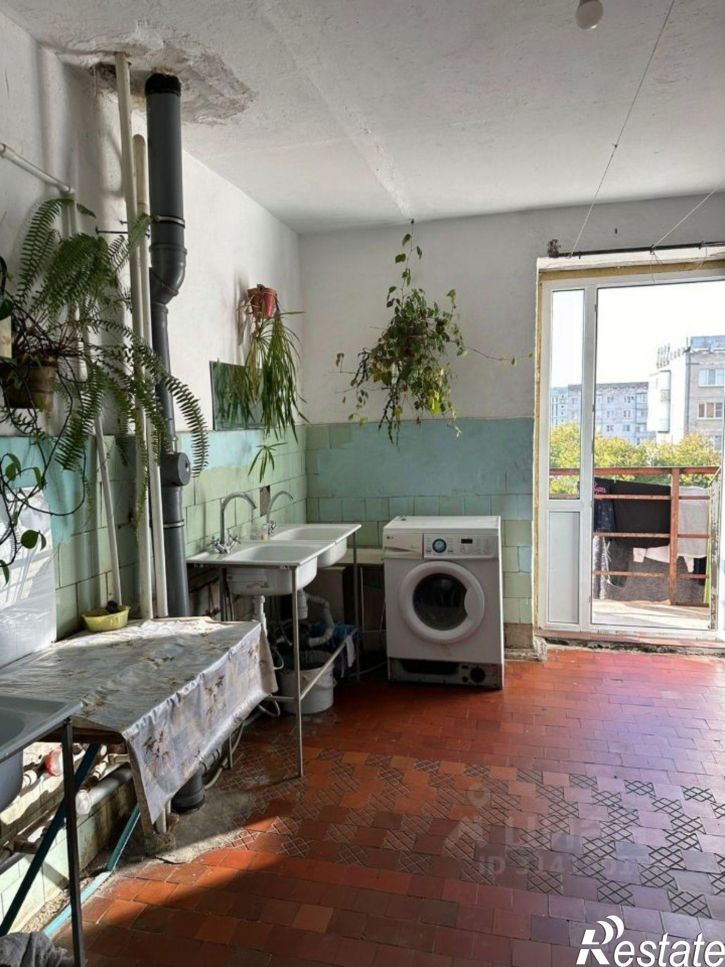 Комната пр-кт Юности, 3/2,  д. 3/2