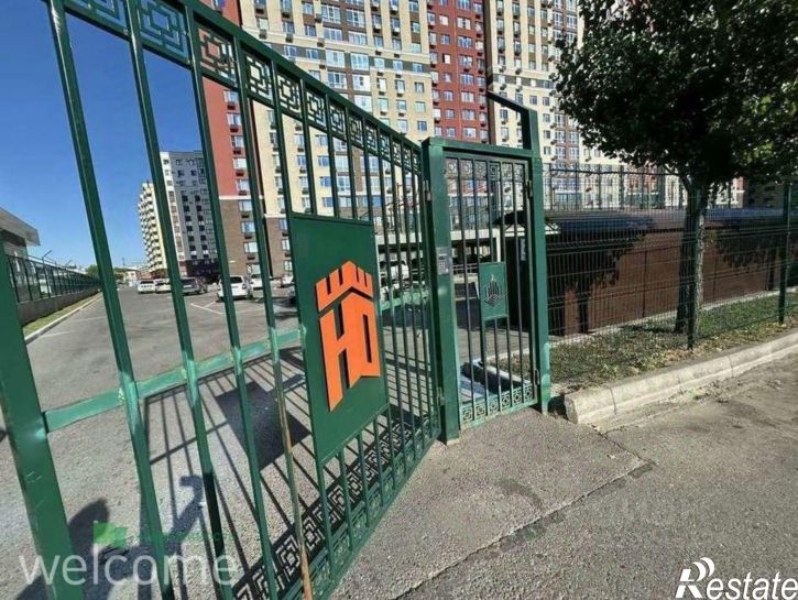 2-комн квартира улица Доваторцев, 82/2,  д. 82/2