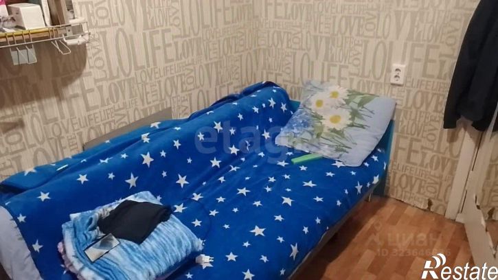 Комната пр-кт Кулакова, 19,  д. 19