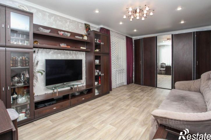 4-комн квартира улица Мира, 135,  д. 135