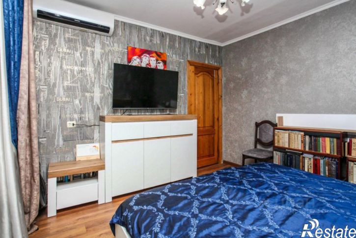 4-комн квартира улица Мира, 135,  д. 135