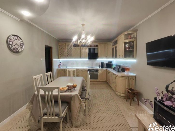 4-комн квартира улица Чехова, 39,  д. 39