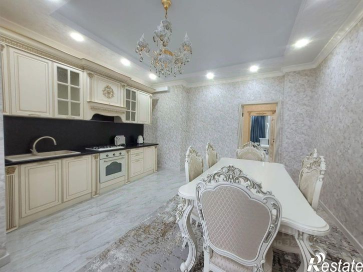 2-комн квартира улица Розы Люксембург, 24,  д. 24