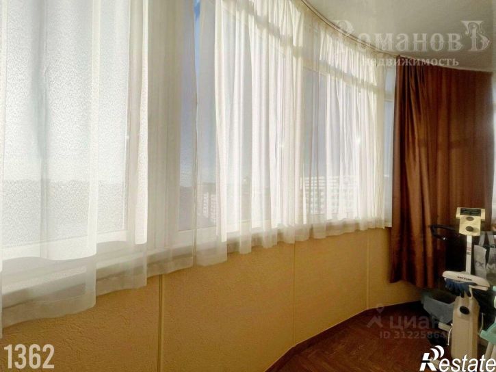 3-комн квартира улица Мира, 284/1,  д. 284/1