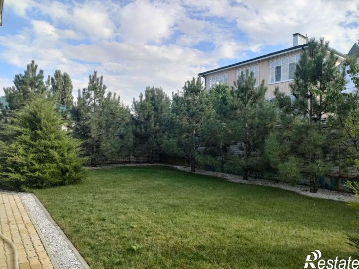 Коттедж/дом Селекционная улица, 92,  д. 92