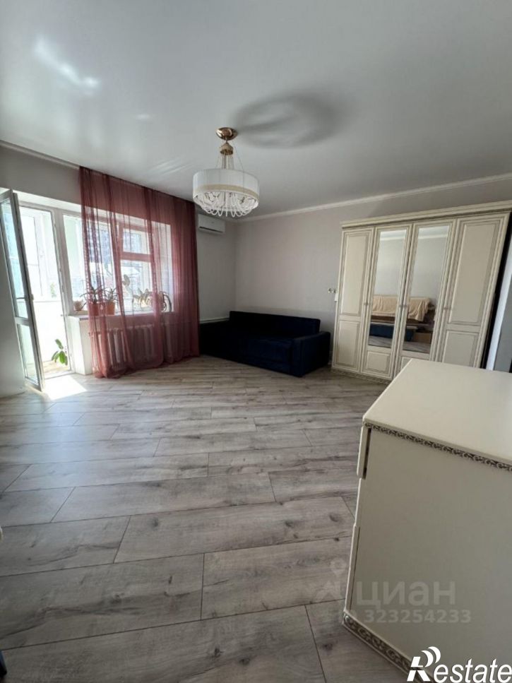 2-комн квартира улица Серова, 470/6,  д. 470/6