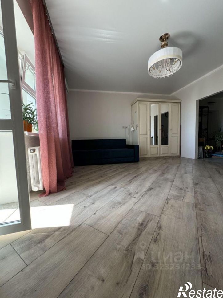 2-комн квартира улица Серова, 470/6,  д. 470/6