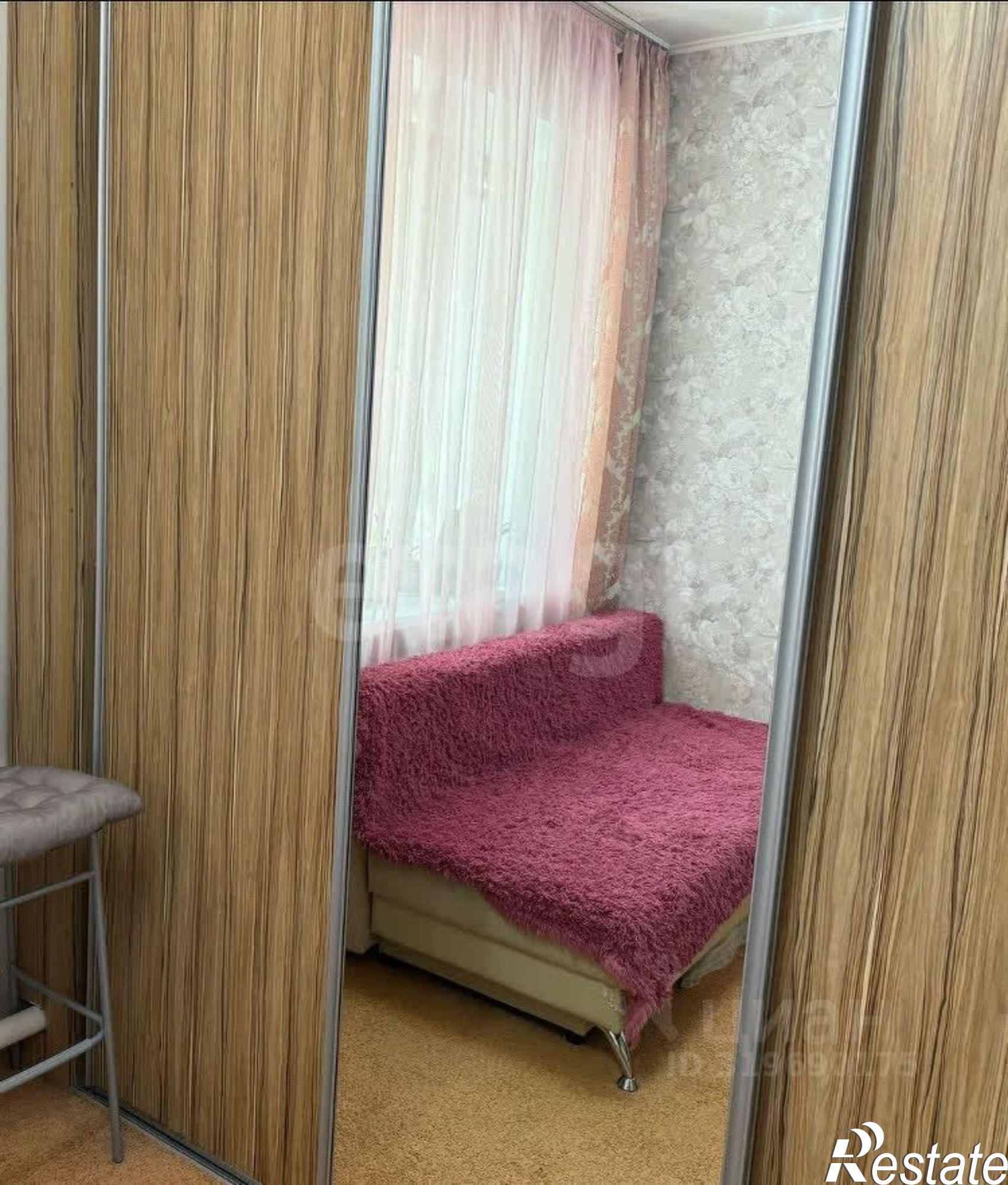 Купить квартиру за 2 200 000 рублей на улица Короленко, 4