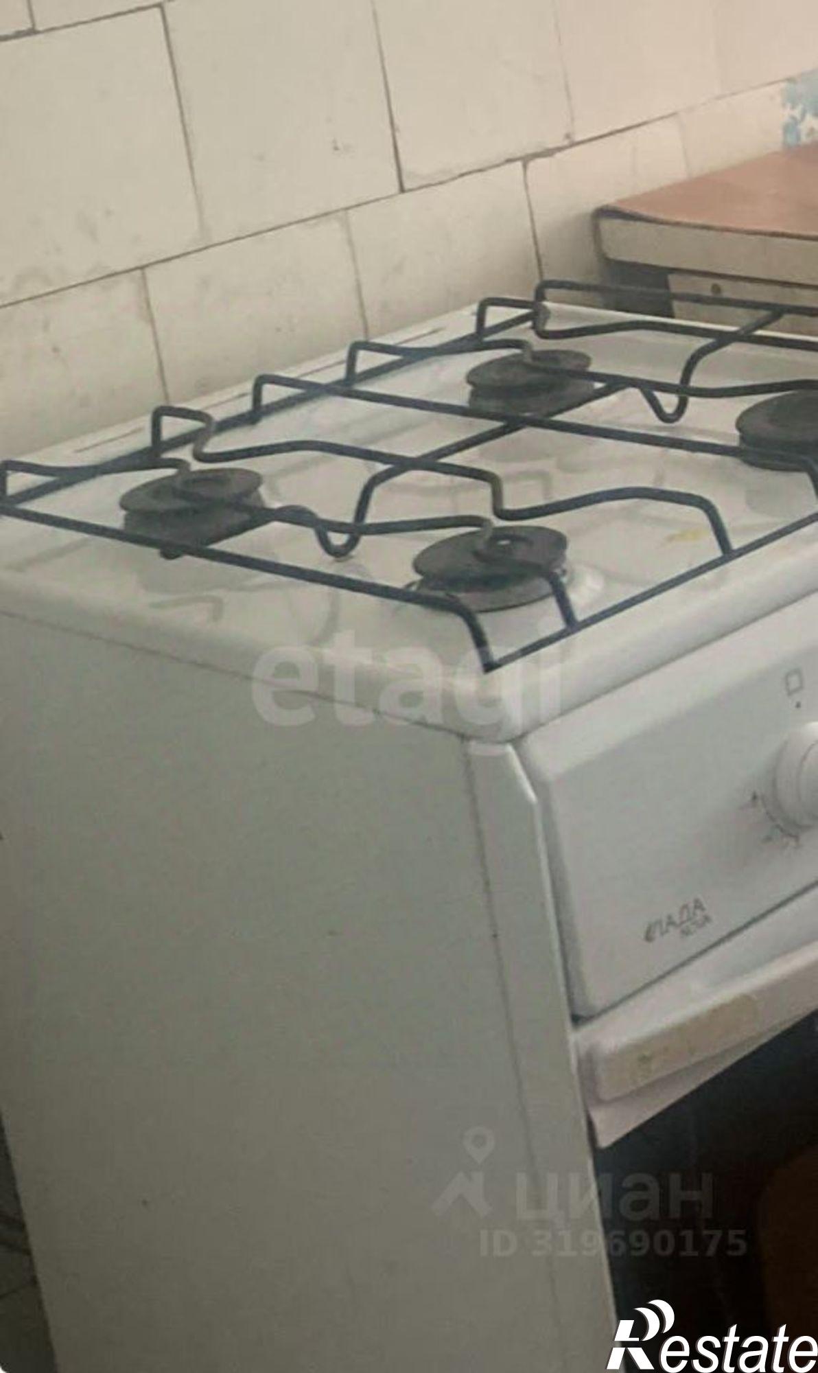 Купить квартиру за 2 200 000 рублей на улица Короленко, 4