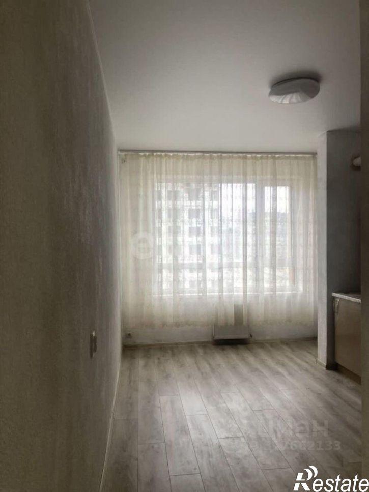 1-комн квартира улица 45-я Параллель, 83,  д. 83