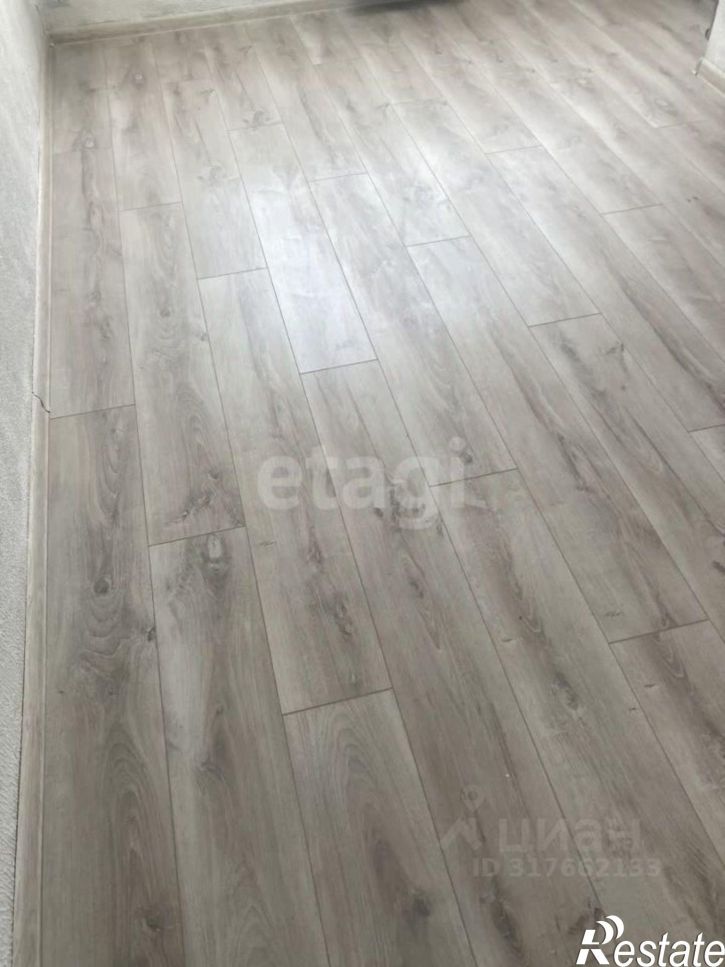 1-комн квартира улица 45-я Параллель, 83,  д. 83