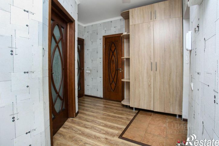 2-комн квартира улица Серова, 468/6,  д. 468/6