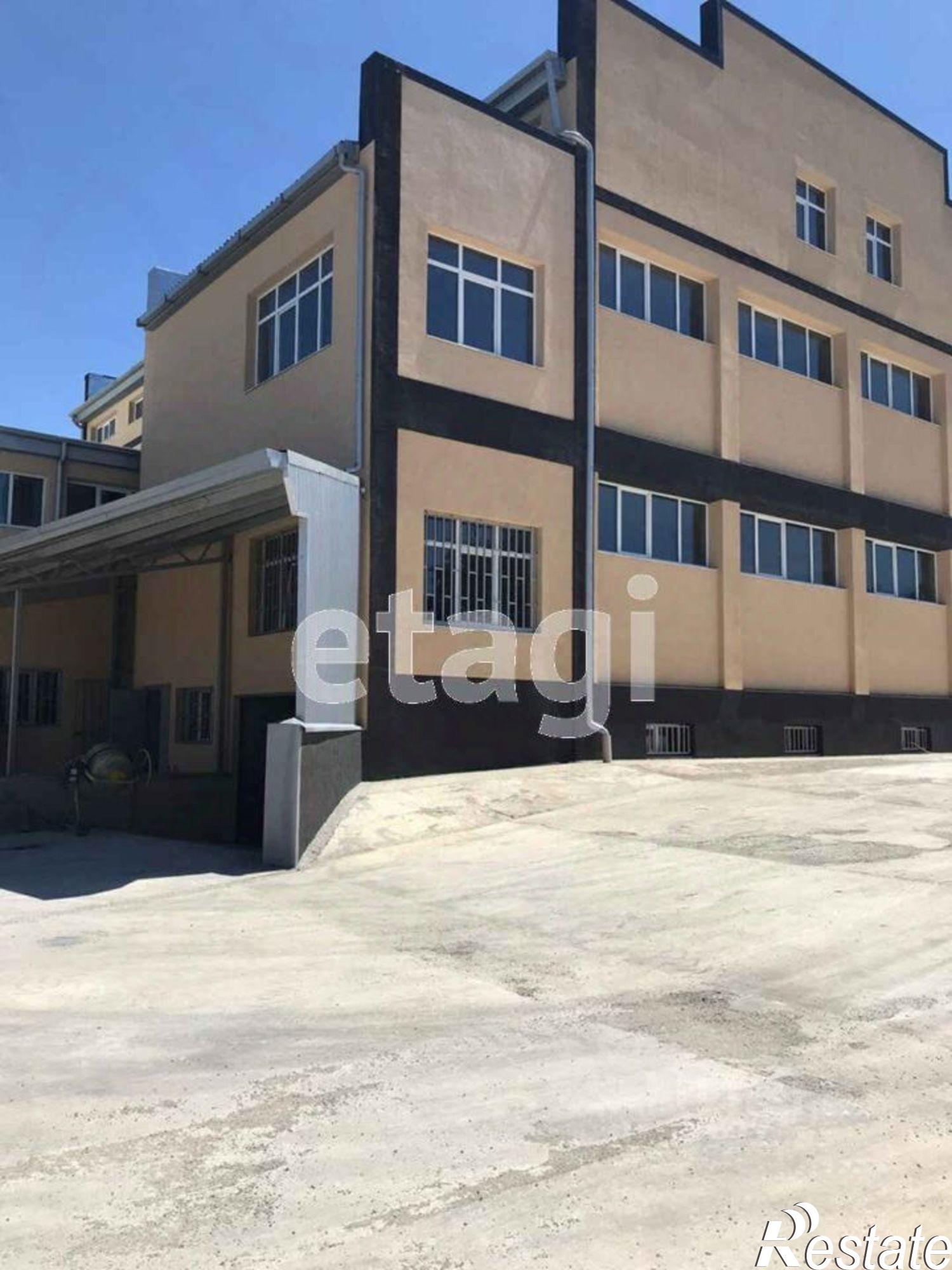 Купить складское помещение за 200 002 000 рублей на проспект Кулакова, 36