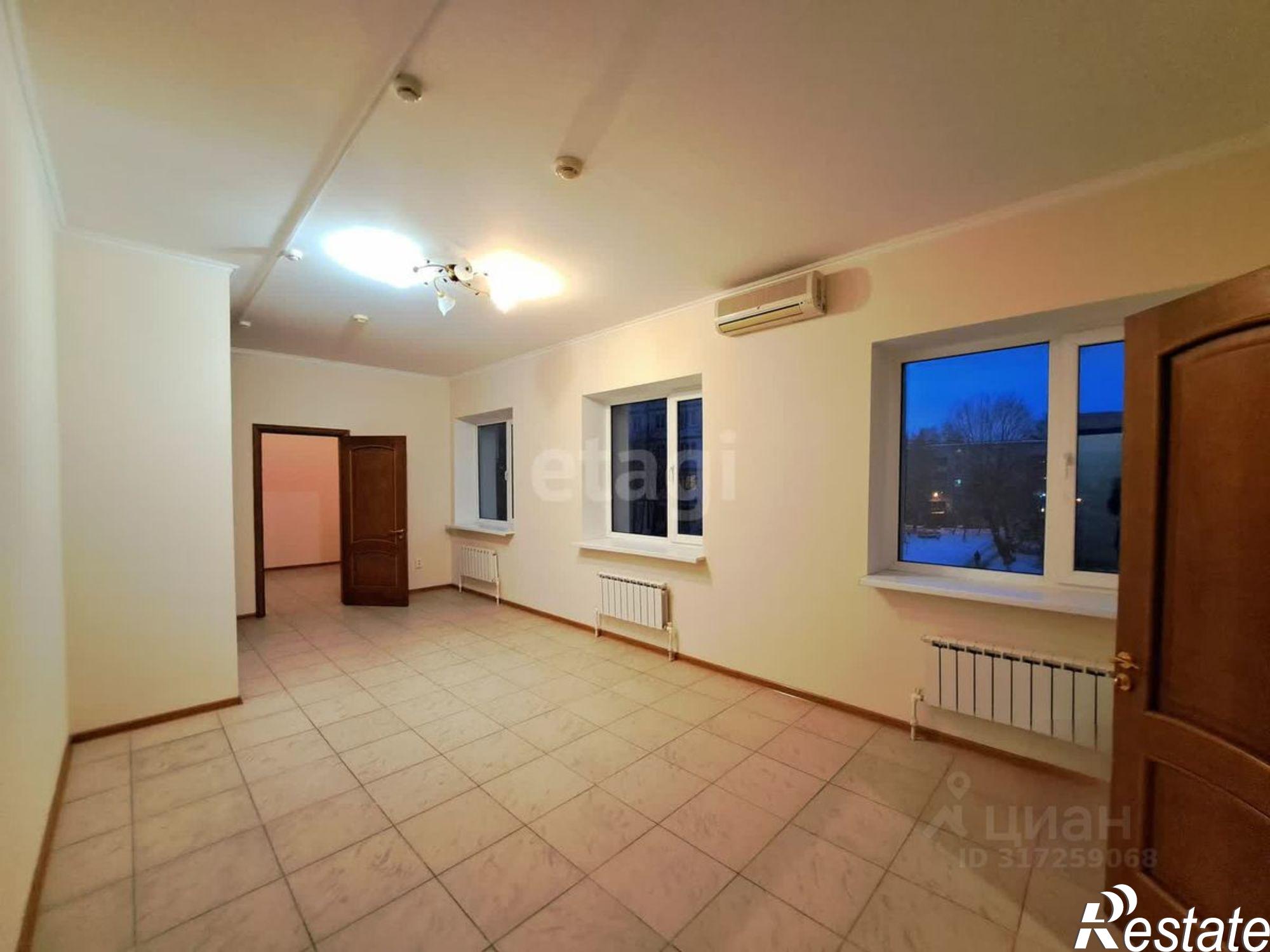 Купить торговое помещение за 120 001 000 рублей на улица Доваторцев, 55А