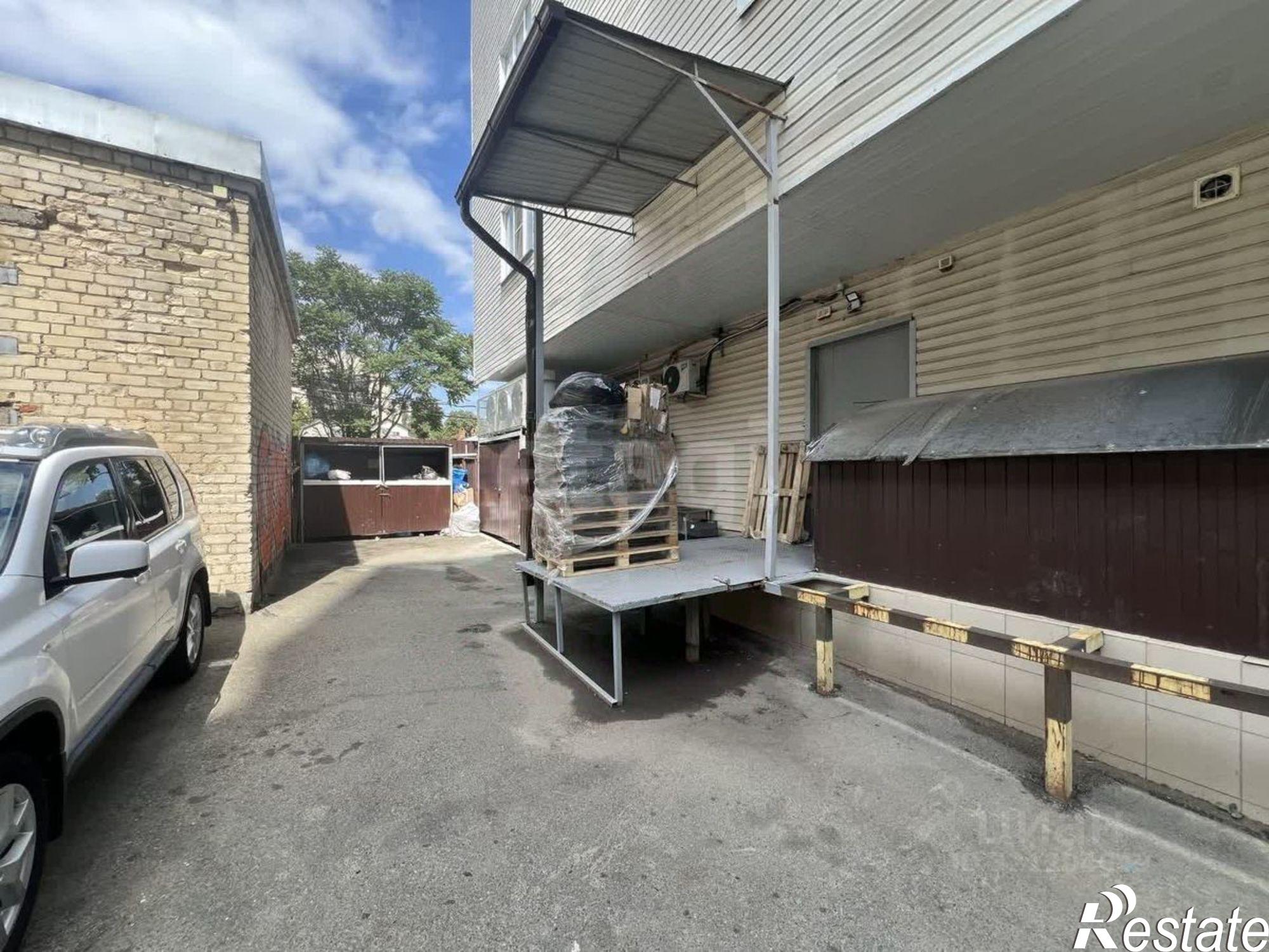 Купить торговое помещение за 44 000 300 рублей на улица Артёма, 41