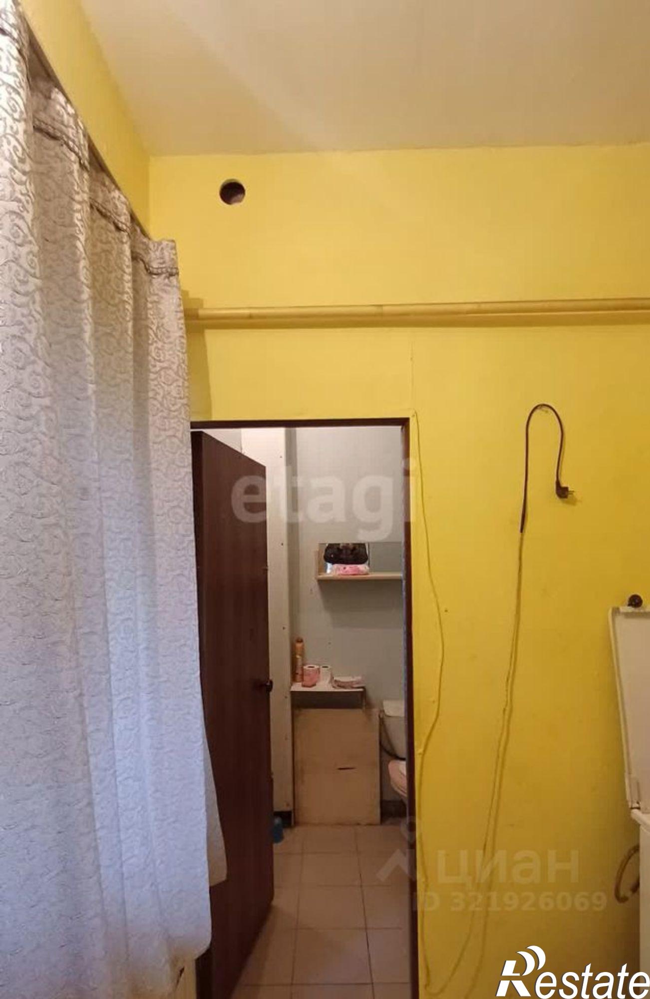 Купить квартиру за 2 200 000 рублей на улица Льва Толстого, 80