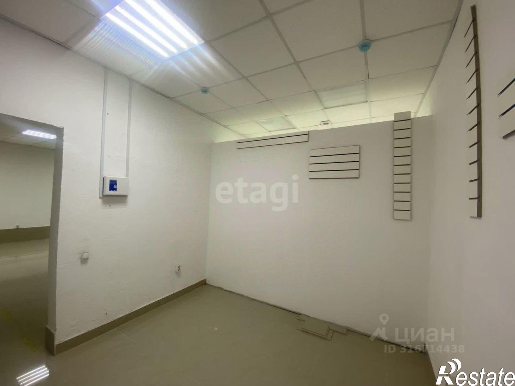 Купить торговое помещение за 5 500 080 рублей на проспект Карла Маркса, 7 к1