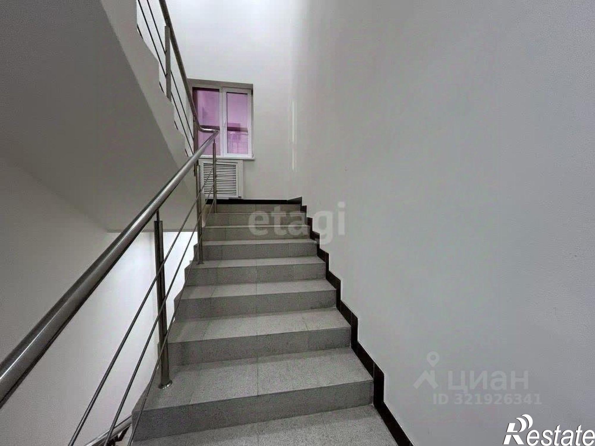 Купить складское помещение за 400 003 000 рублей на Старомарьевское шоссе, 21/1