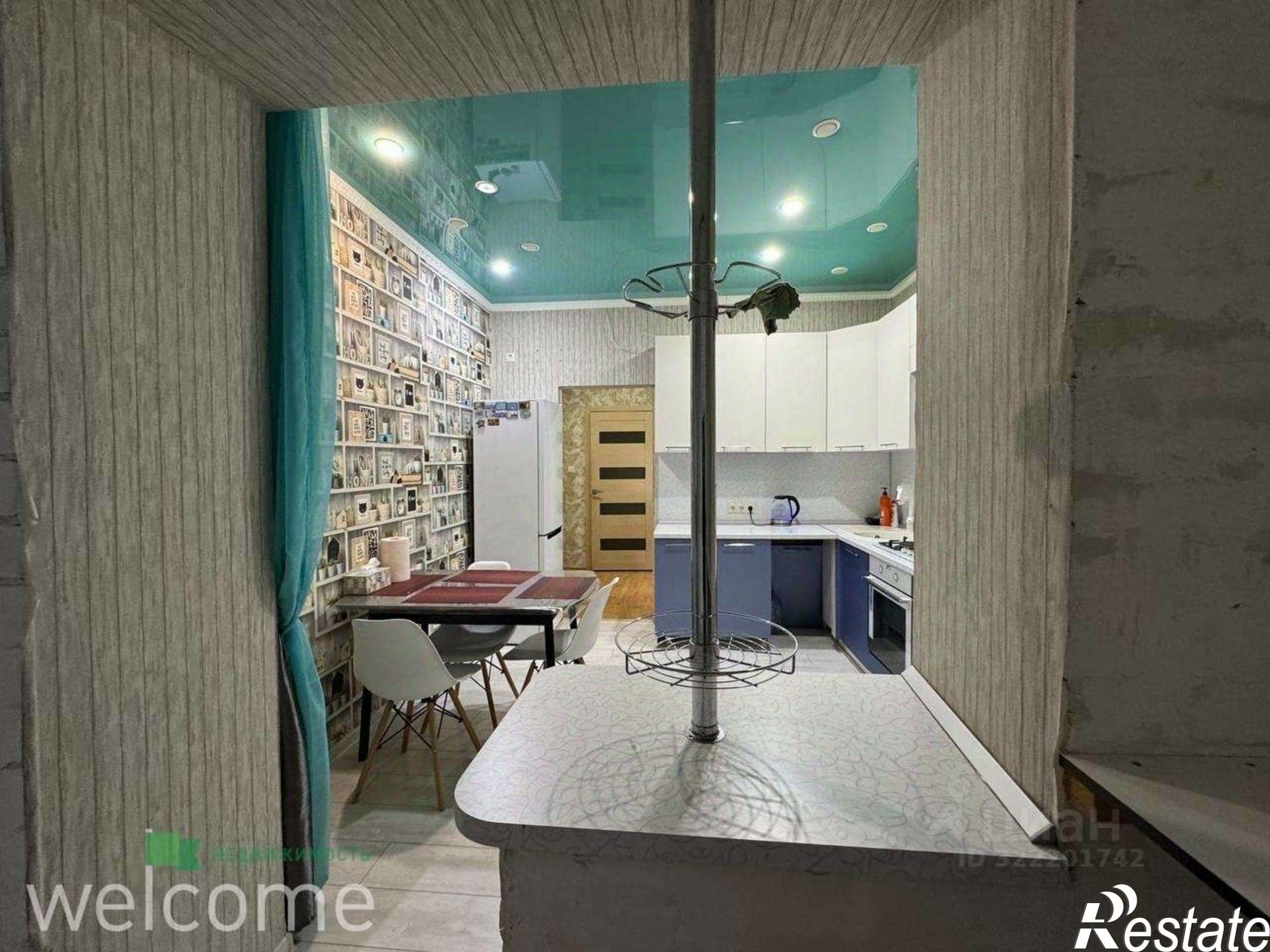 Купить квартиру за 10 000 000 рублей на улица Города побратима Безье, 15/1