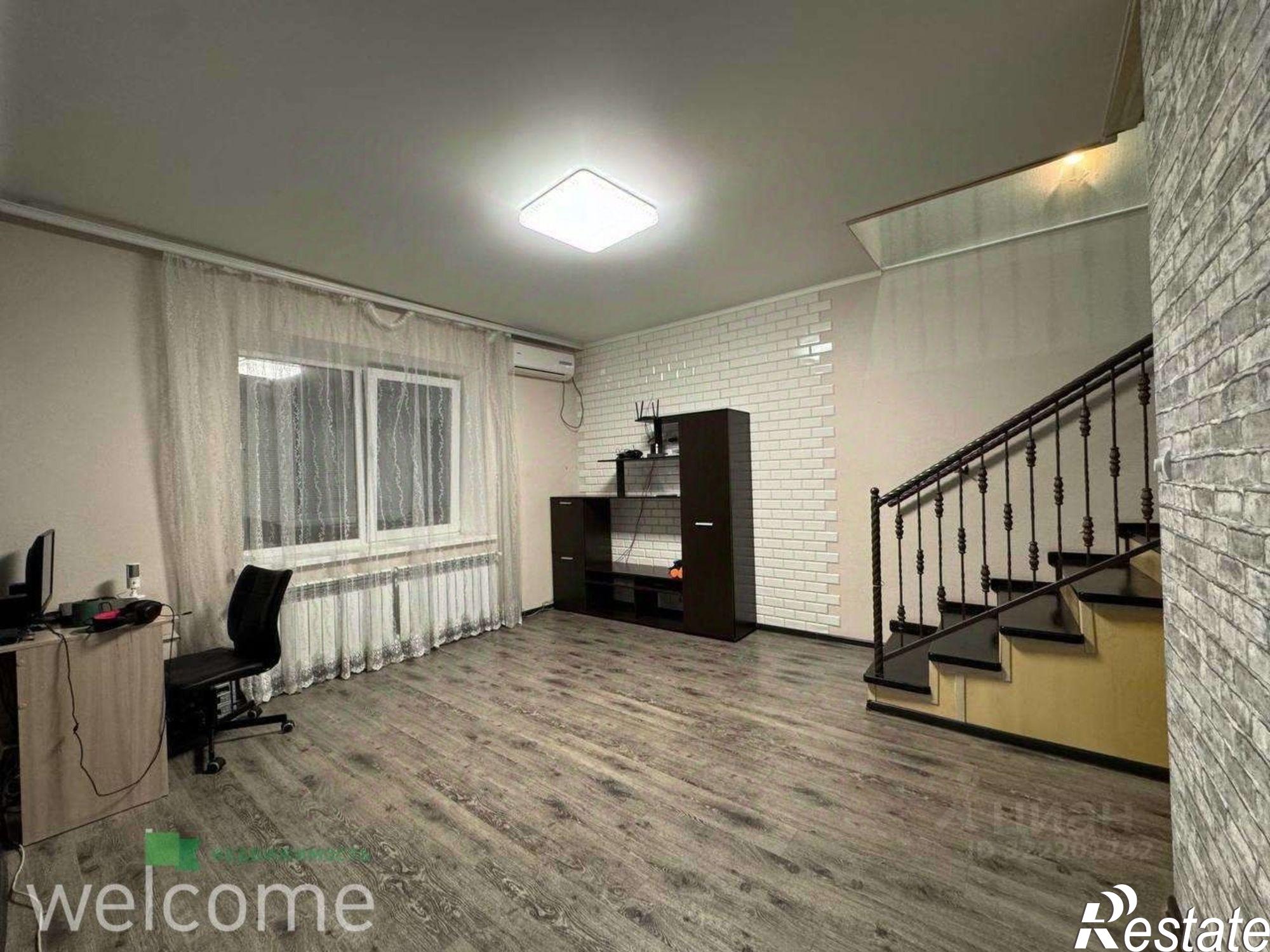 Купить квартиру за 10 000 000 рублей на улица Города побратима Безье, 15/1