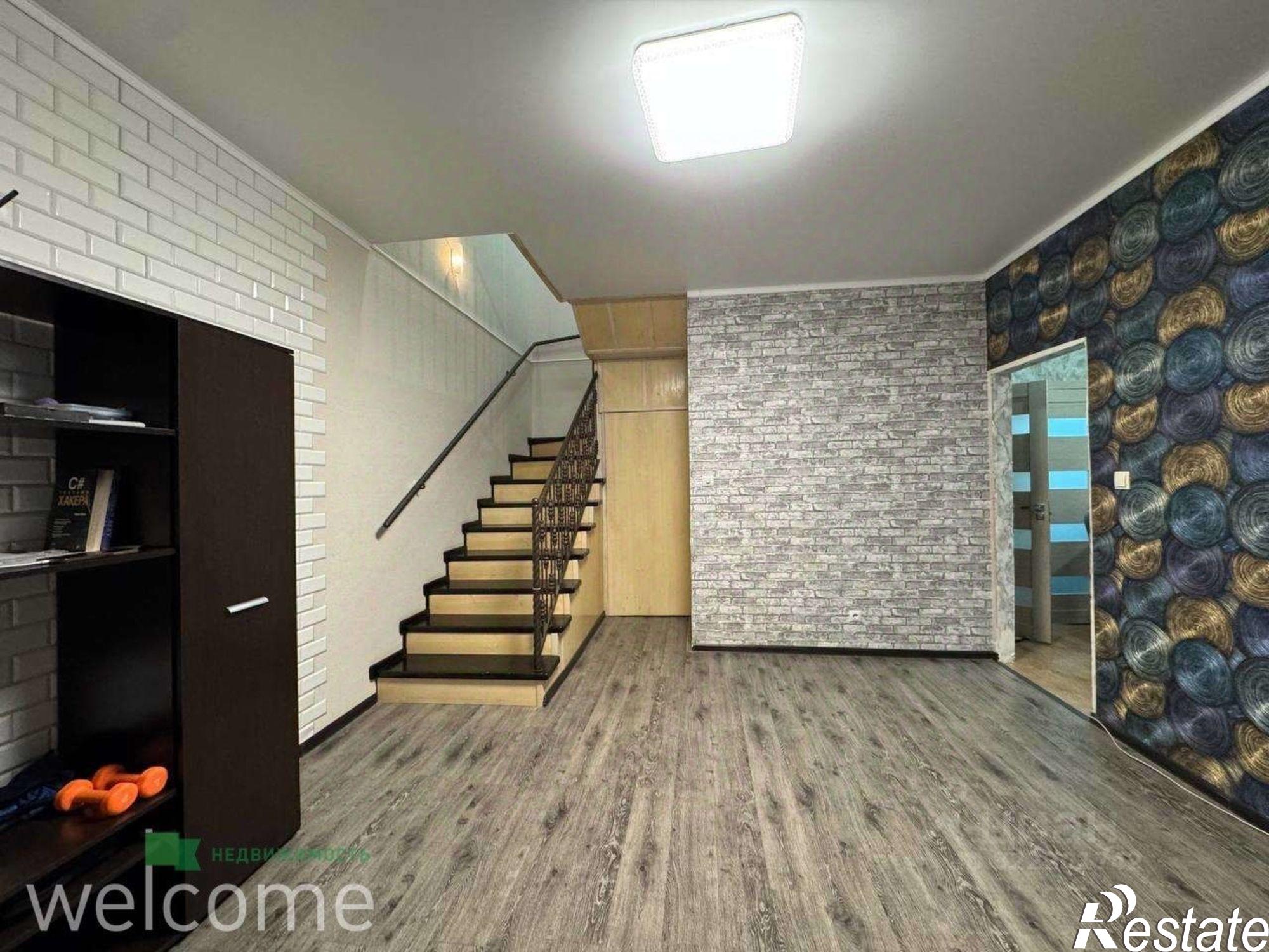 Купить квартиру за 10 000 000 рублей на улица Города побратима Безье, 15/1