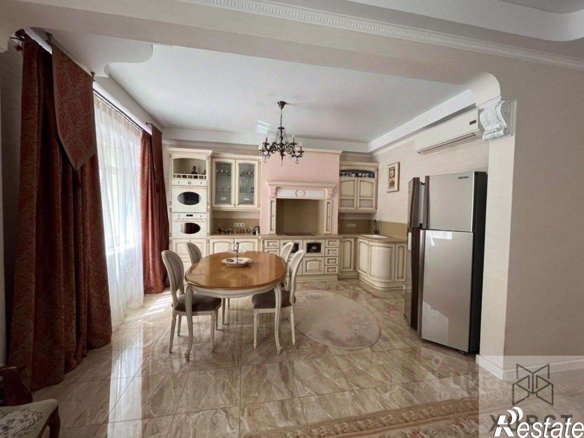 Купить квартиру за 30 700 000 рублей на улица Маршала Жукова, 2