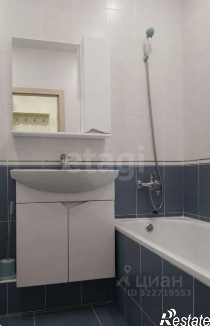 1-комн квартира улица Доваторцев, 77 к1,  д. 77 к1