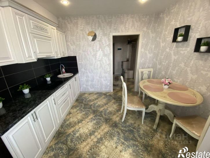 1-комн квартира улица Доваторцев, 90 к1,  д. 90 к1