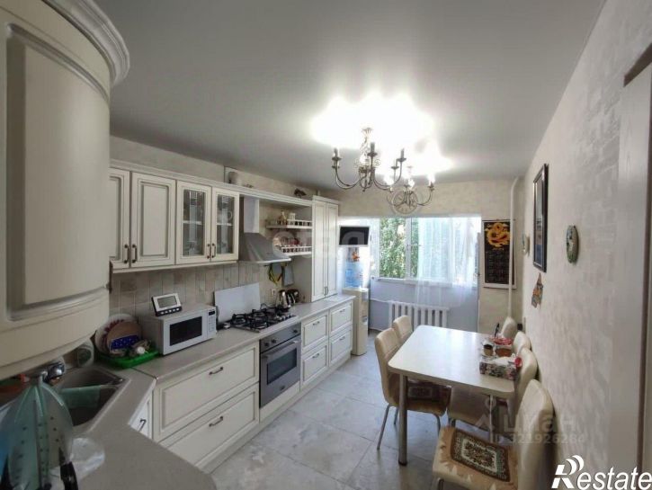 4-комн квартира улица Маршала Жукова, 30,  д. 30