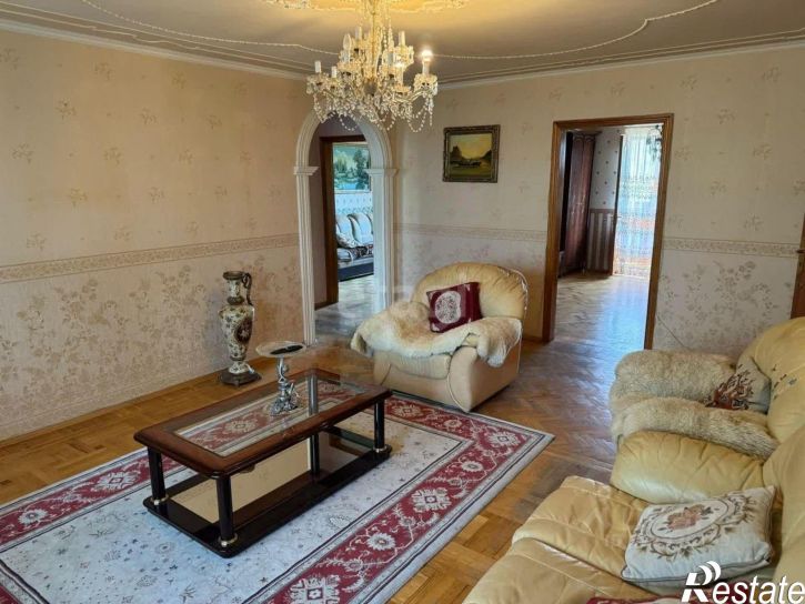 4-комн квартира улица Ленина, 272А,  д. 272А