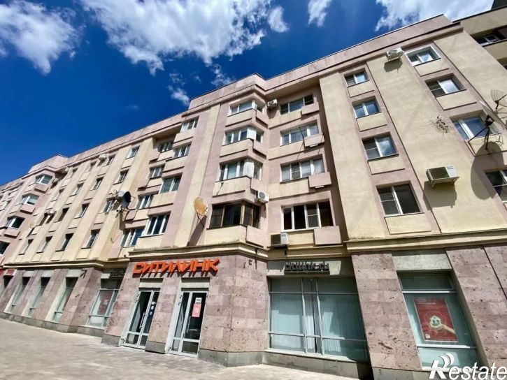 Торговое помещение улица Маршала Жукова, 42,  д. 42