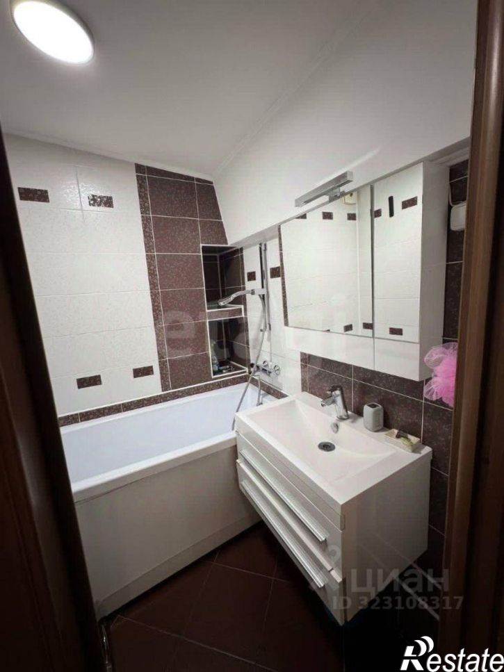 2-комн квартира улица Мира, 212,  д. 212