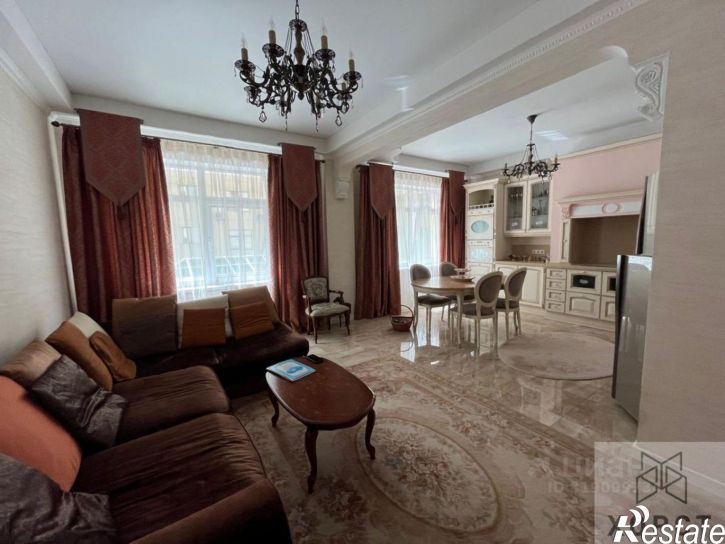 3-комн квартира улица Маршала Жукова, 2,  д. 2