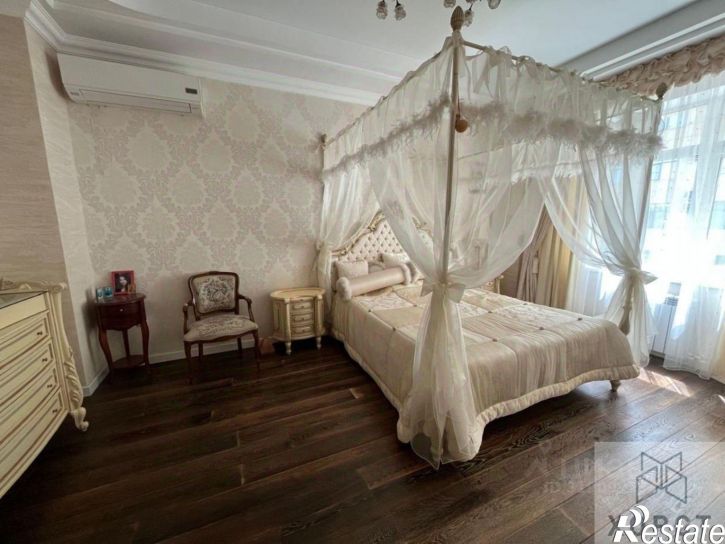 3-комн квартира улица Маршала Жукова, 2,  д. 2