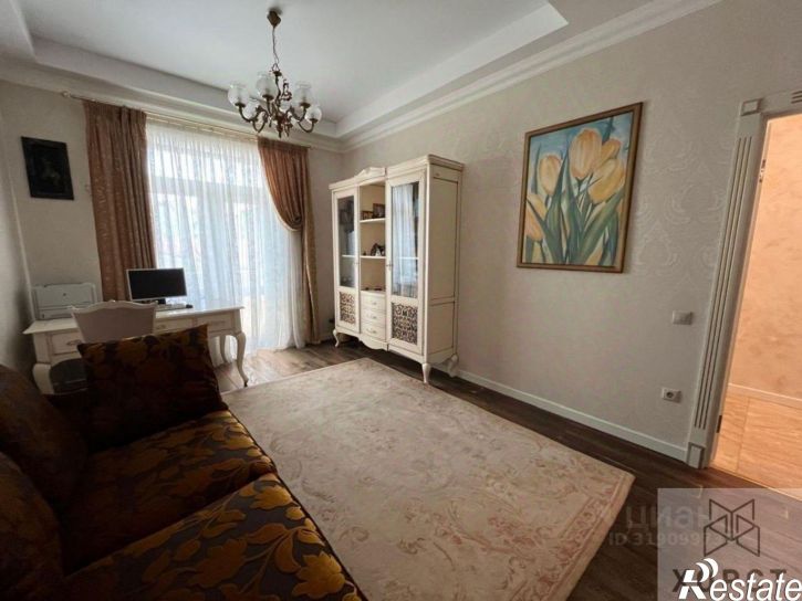 3-комн квартира улица Маршала Жукова, 2,  д. 2