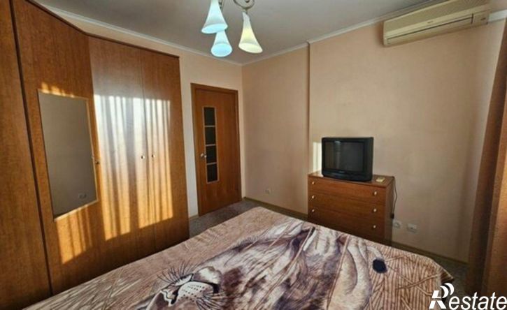 2-комн квартира улица Дзержинского, 41,  д. 41