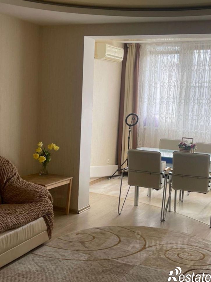 3-комн квартира улица Розы Люксембург, 29,  д. 29