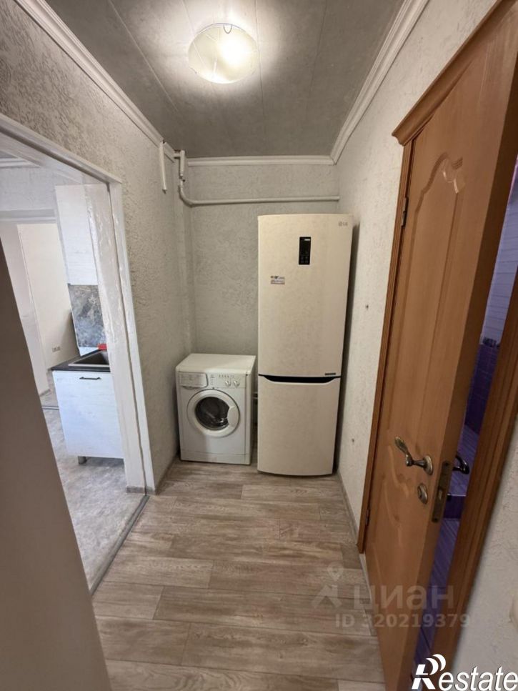 2-комн квартира проспект Октябрьской Революции, 49,  д. 49