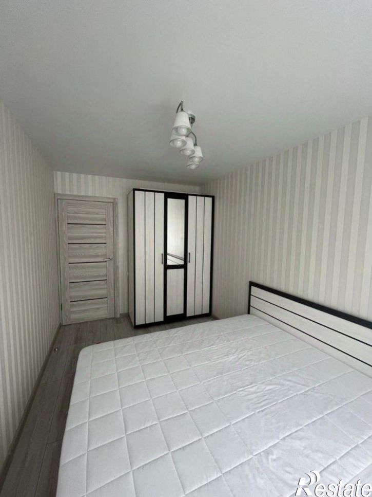 2-комн квартира улица Серова, 7,  д. 7