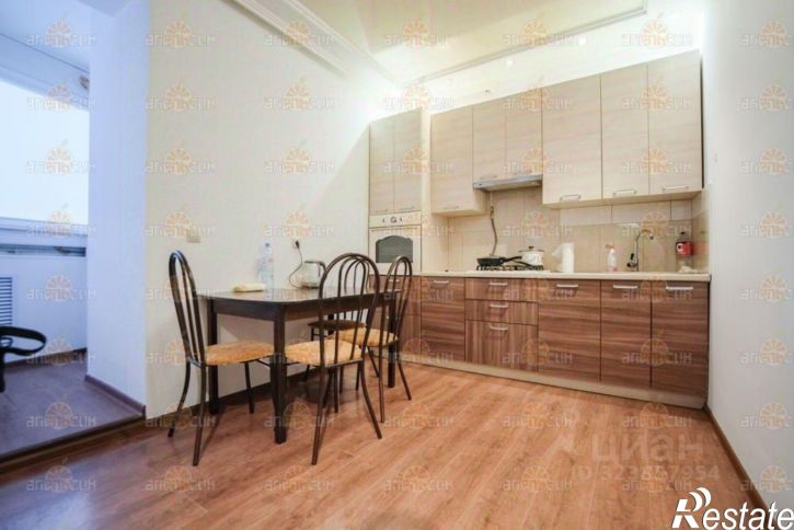 2-комн квартира ул Лопырина, 121,  д. 121