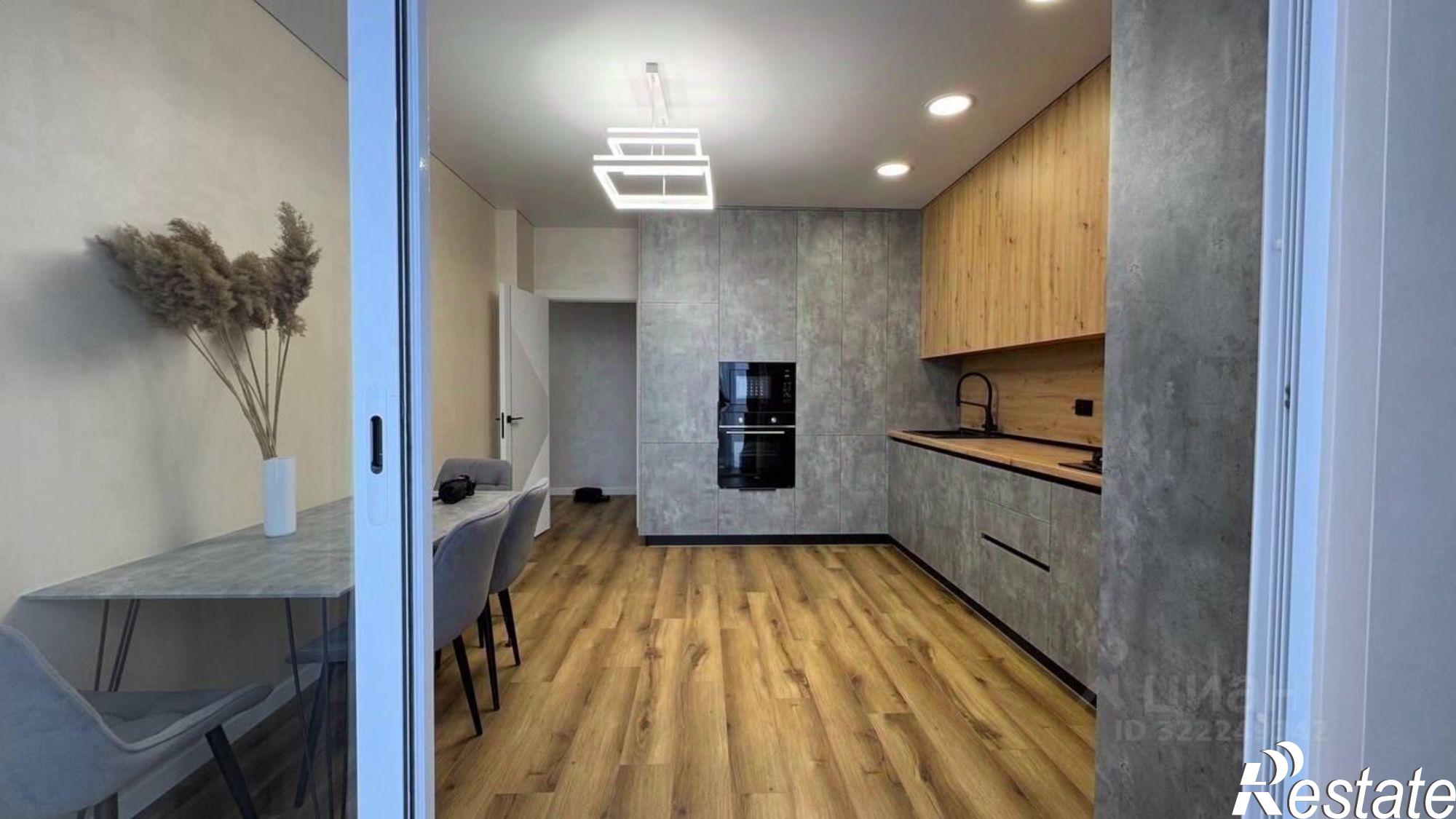 Купить квартиру за 12 500 000 рублей на улица Рогожникова, 19/4