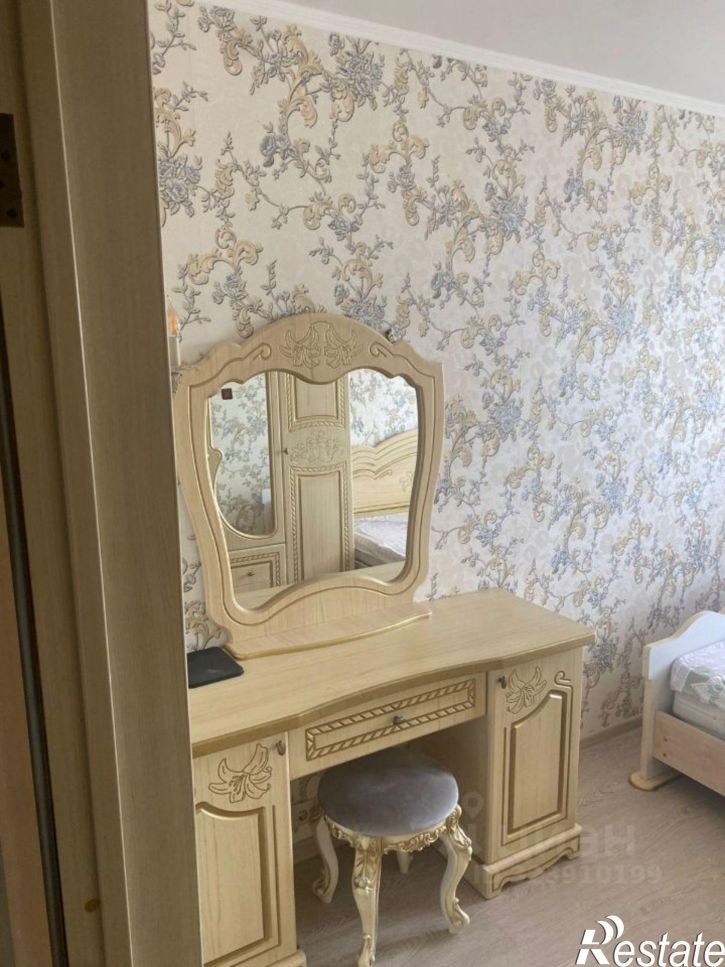 2-комн квартира улица Серова, 458,  д. 458