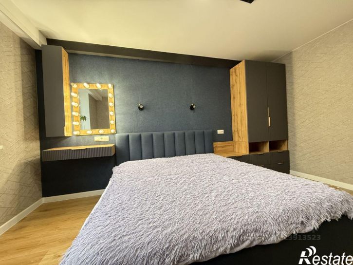 3-комн квартира ул А. Савченко, 38 5,  д. 38 5,  к. 5