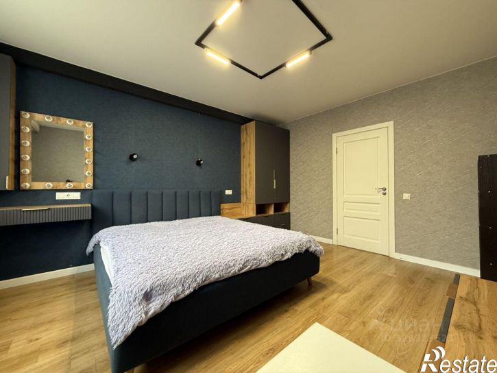 3-комн квартира ул А. Савченко, 38 5,  д. 38 5,  к. 5