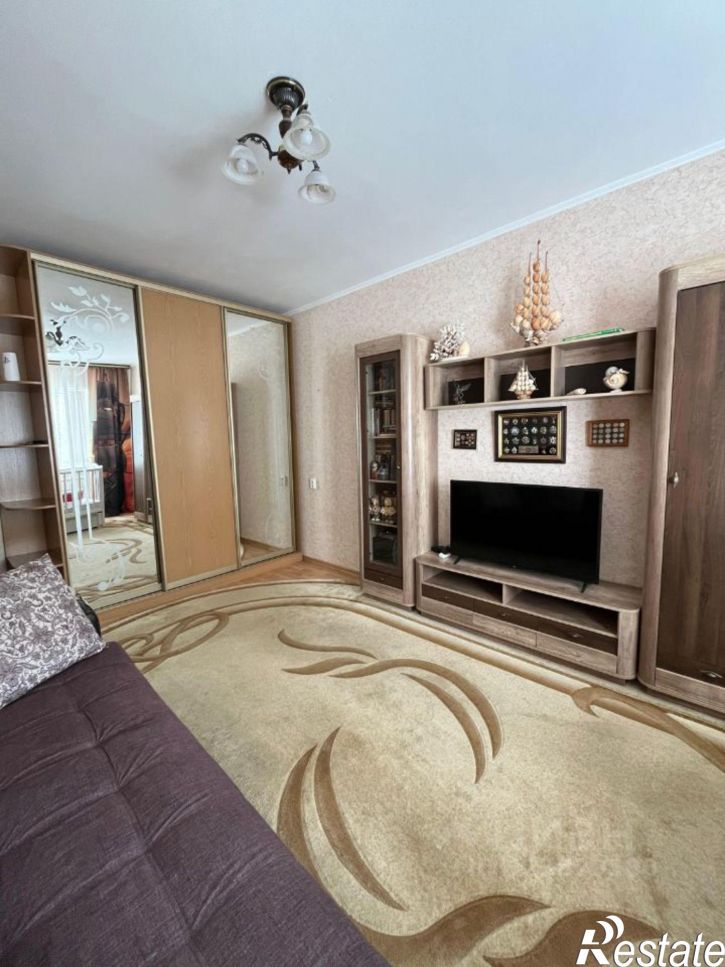 1-комн квартира улица 50 лет ВЛКСМ, 111,  д. 111